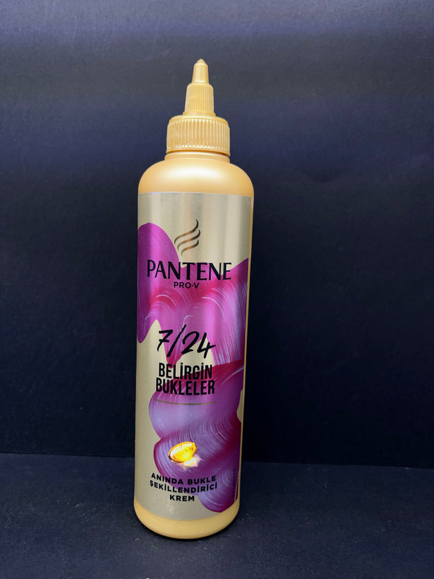 ماسک موی مناسب موهای فر پنتن مدلی موشکی بنفش