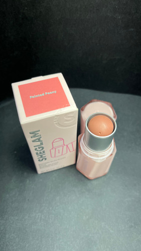 رژگونه شیگم مدل استیکی رنگ Painted Peony